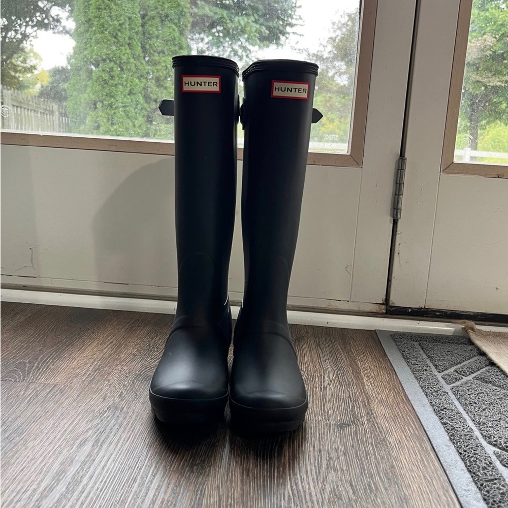 Hunter boots size 5